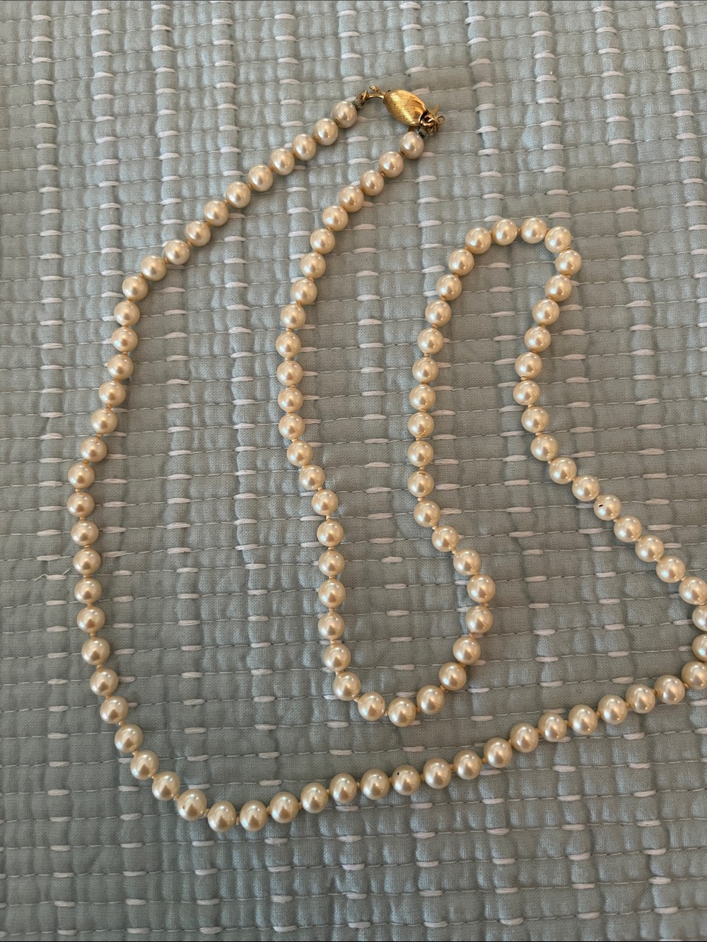 Danecraft Classic Ivory Faux Pearl Strand Necklace with Gold Clasp